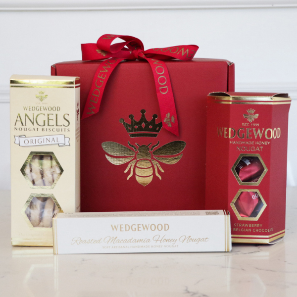 Wedgewood Classic Hamper - Red