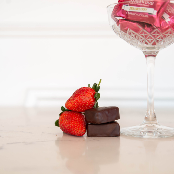Dark Chocolate & Strawberry Gift Box - 8 units (Ex-Factory Price) | Wedgewood Nougat