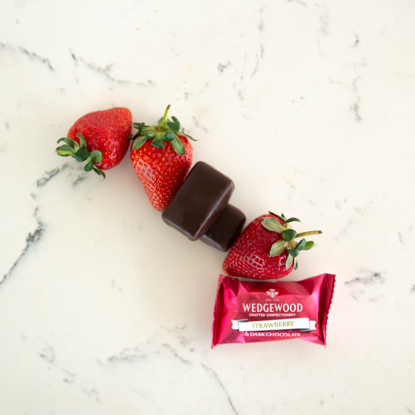 Dark Chocolate & Strawberry Gift Box - 8 units (Ex-Factory Price) | Wedgewood Nougat