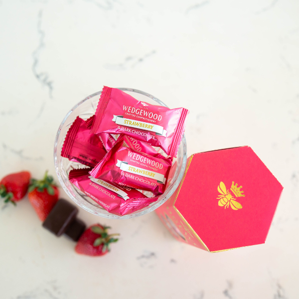 Dark Chocolate & Strawberry Gift Box - 8 units (Ex-Factory Price) | Wedgewood Nougat
