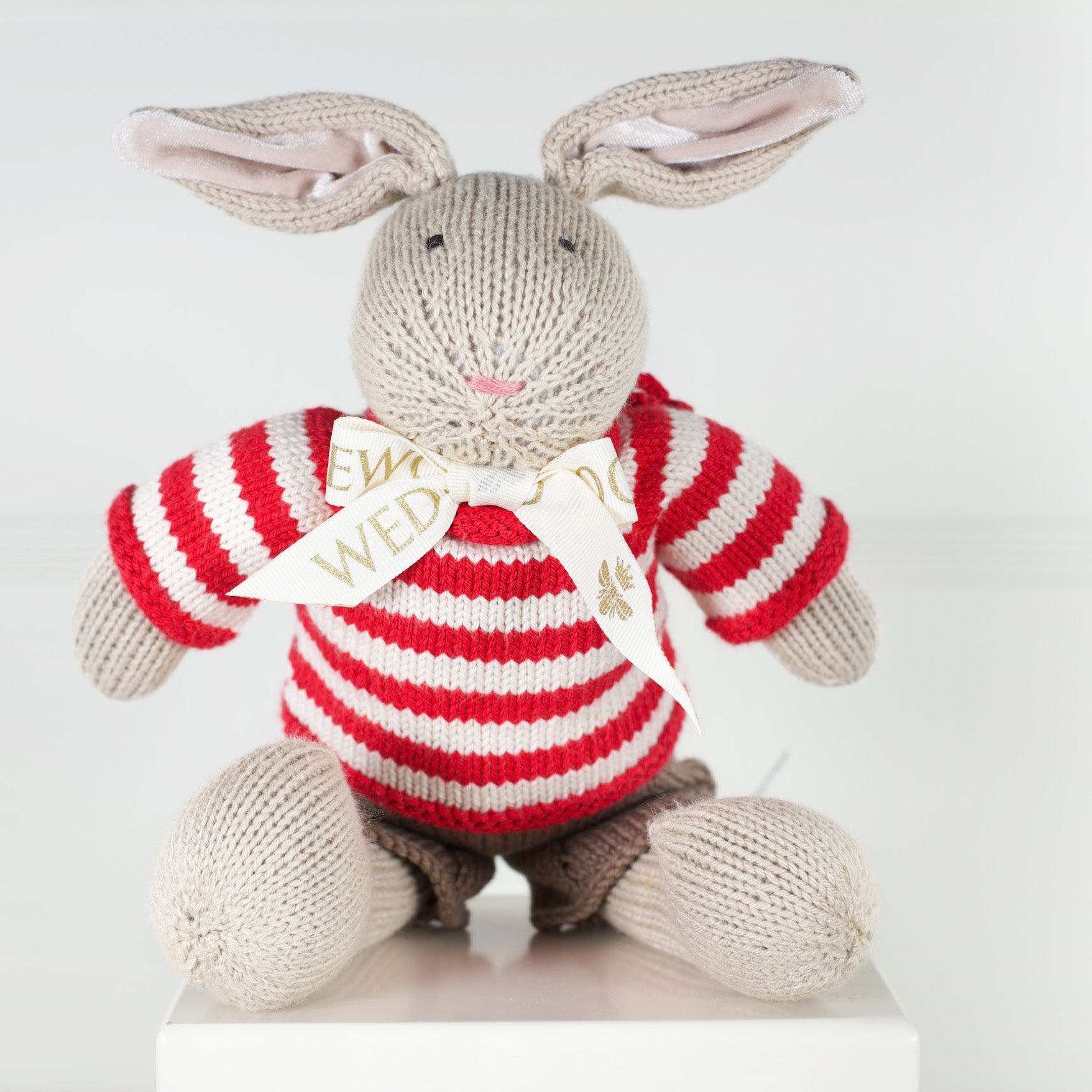Wedgewood Heirloom Rabbit - Boy Red Stripe | Wedgewood Nougat