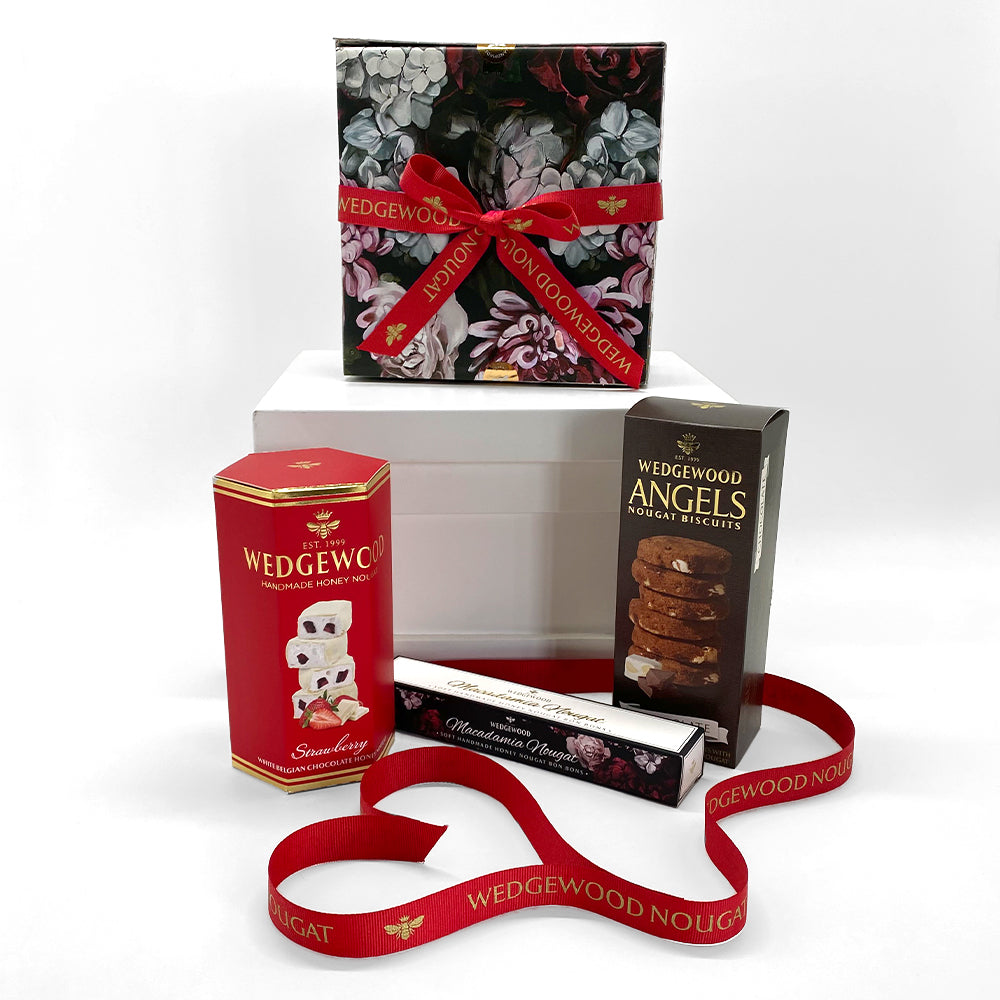LOVE HAMPERS