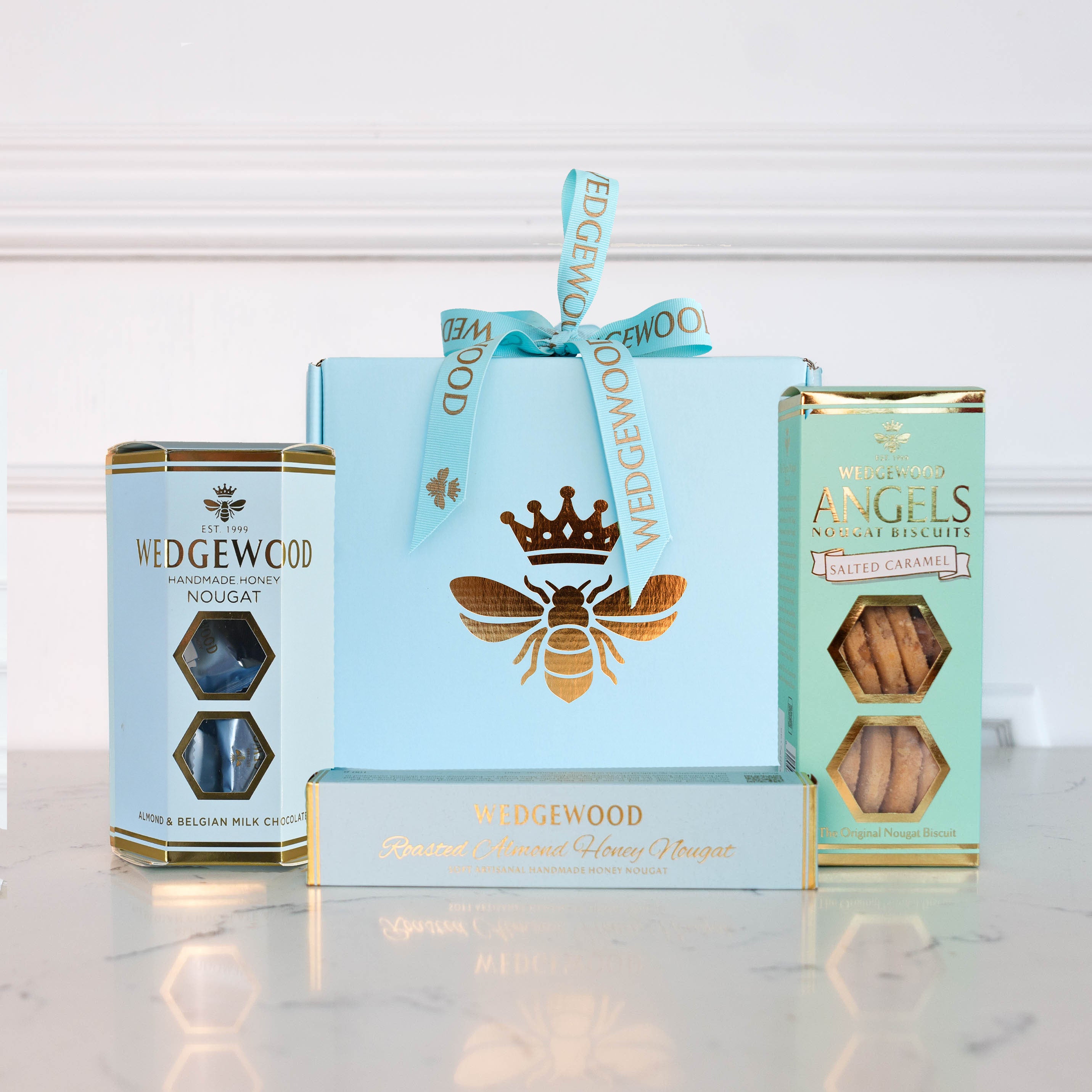 Wedgewood Classic Hamper - Blue (Click & Collect Product) | Wedgewood Nougat
