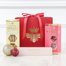 Load image into Gallery viewer, Wedgewood Classic Hamper - Christmas Red
