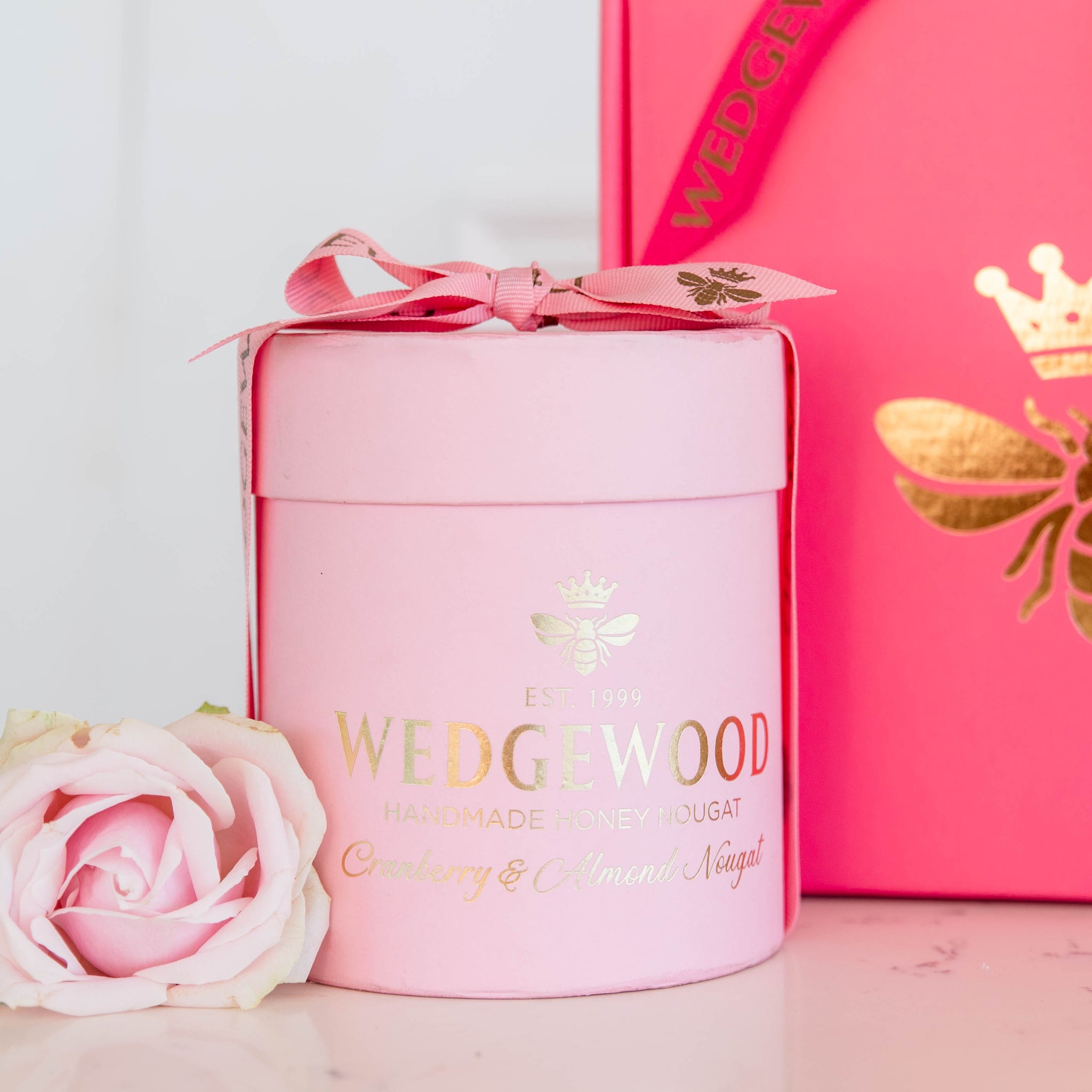 Cranberry & Almond Small Hat Box | Wedgewood