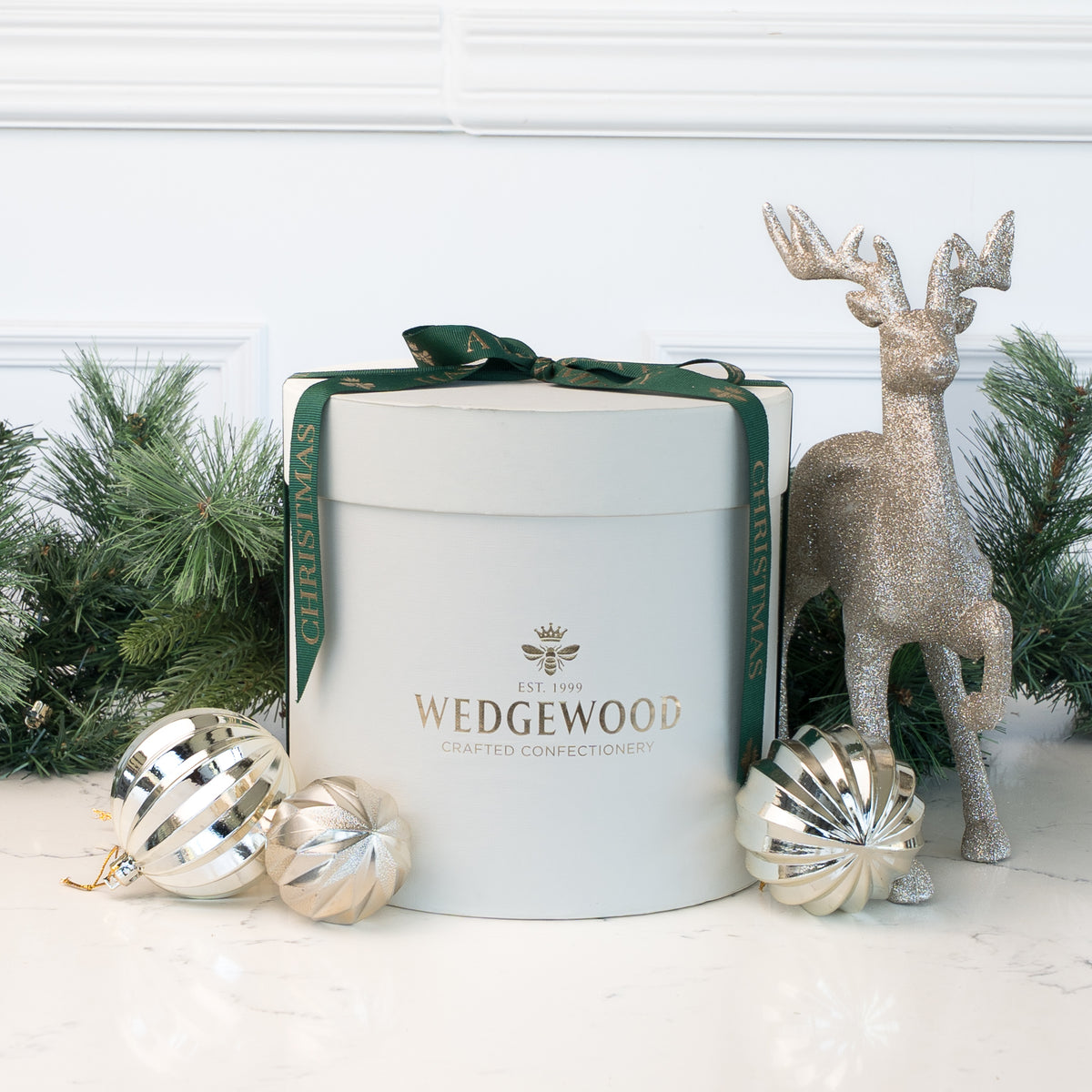 Macadamia Cream Medium Hat Box