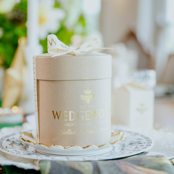 Salted Caramel Gold Small Hat Box | Wedgewood Nougat