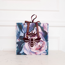 Load image into Gallery viewer, Wedgewood Premium Collection Hamper (Premium Bee Box)
