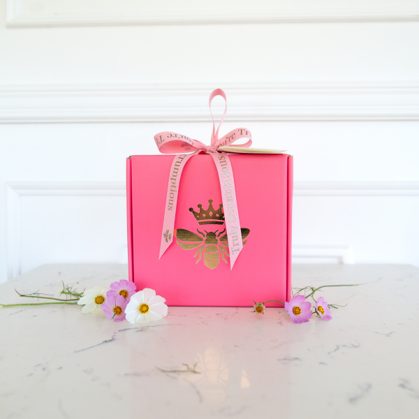 Wedgewood Classic Hamper - Dark Pink