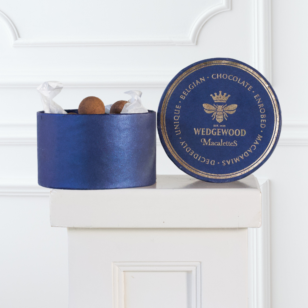 Wedgewood Macalettes Hat Box - Milk Belgian Chocolate & Sea Salt