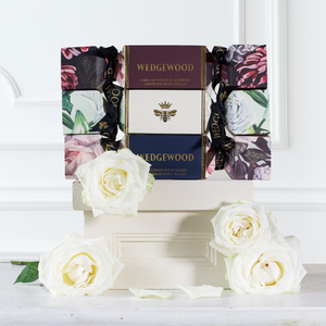Small Milk Chocolate & Almond Honey Nougat Cracker - 3 bon bons - 1 | Wedgewood Nougat