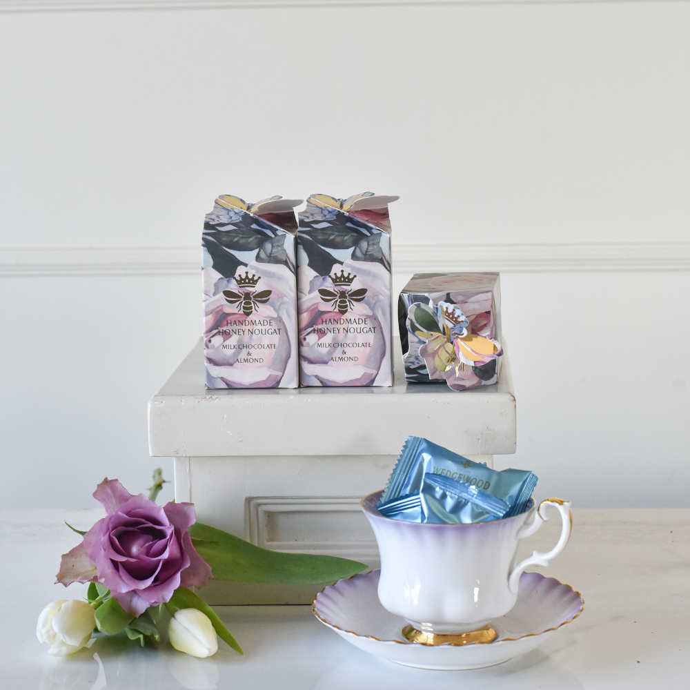 Milk Chocolate & Almond Honey Bee | Wedgewood Nougat