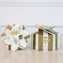 Load image into Gallery viewer, Daisy &amp; Bee Gold - Macadamia Bon Bons
