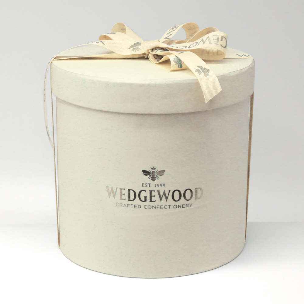 Wedgewood Honey Nougat 120 x Macadamia Bon Bons - Cream - Medium Hat Box