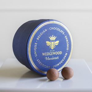 Wedgewood Macalettes Hat Box - Milk Belgian Chocolate & Sea Salt