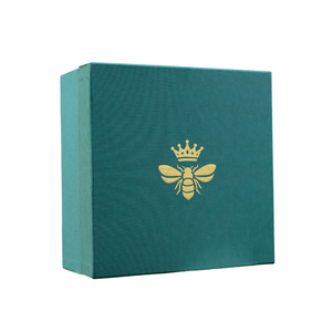 Harpers Hamper Blue (Premium Bee Box) 3 | Wedgewood Nougat