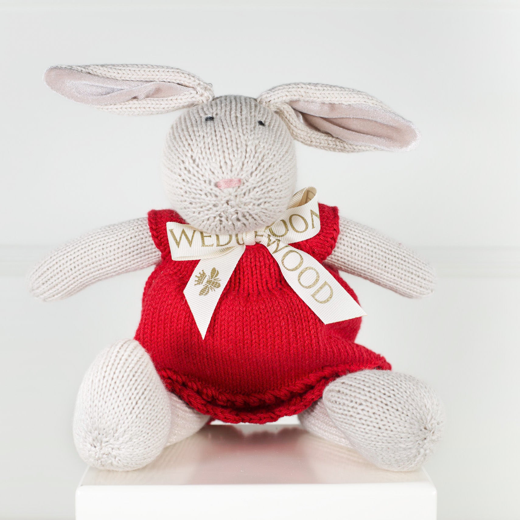 Wedgewood Heirloom Rabbit - Girl Red | Wedgewood Nougat