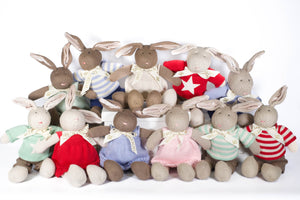 Wedgewood Heirloom Rabbit - Boy Red Stripe 1 | Wedgewood Nougat